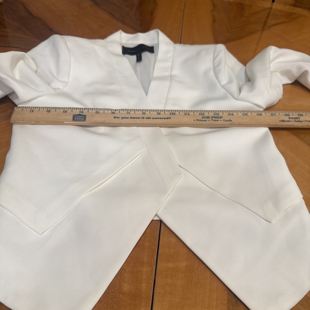 BCBGMAXAZRIA White Cropped Blazer Button Accents Lined Open Closure Women - Picture 12 of 14